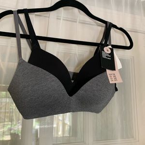 NEW LISTING - H&M T-shirt Bra 2-Pack 34B